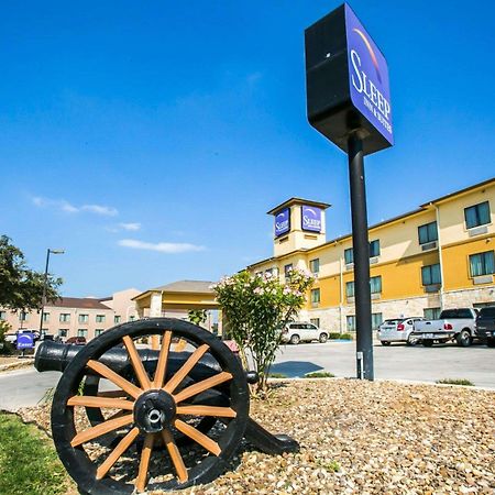 Sleep Inn & Suites Gonzales Near Palmetto State Park Exterior photo